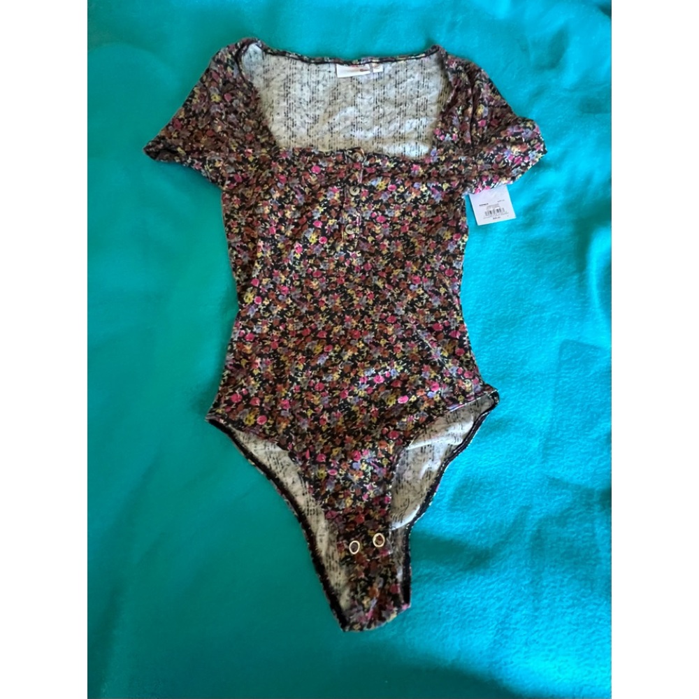 NWT Body suit